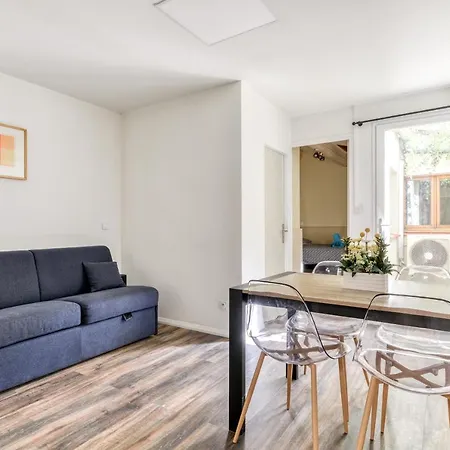 Apartment Cote Palais - Standing - Climatisation - Rdc