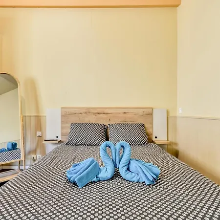 Cote Palais - Standing - Climatisation - Rdc Apartment Carcassonne